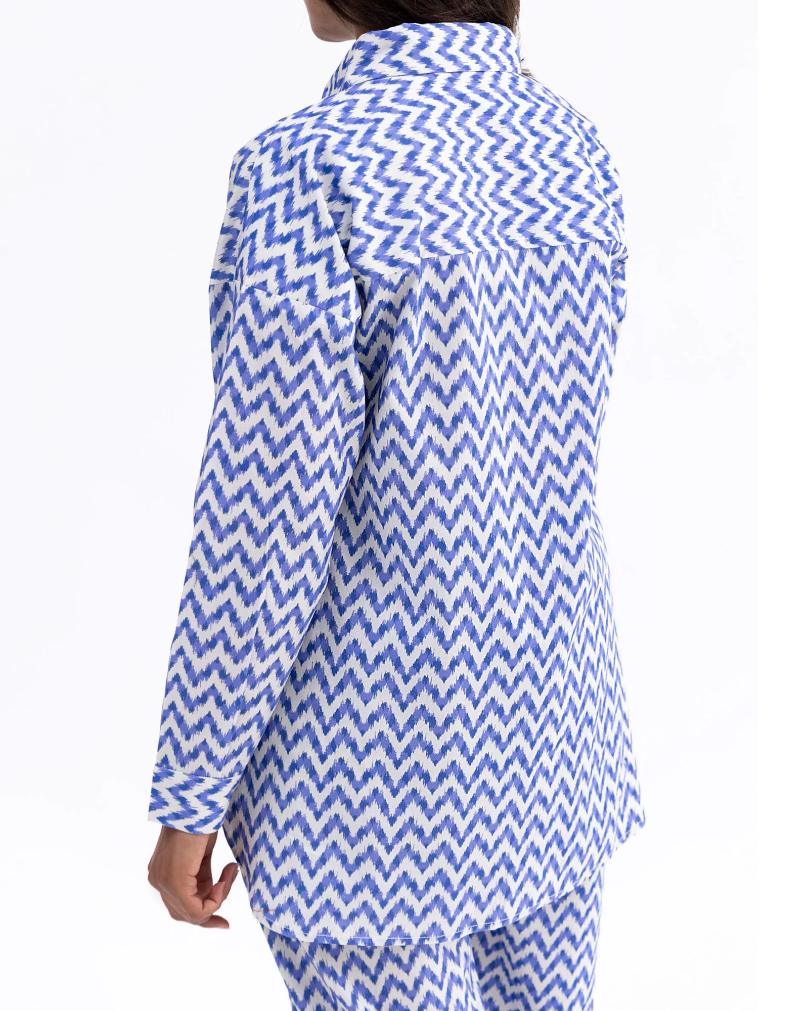 Suit - Image 3